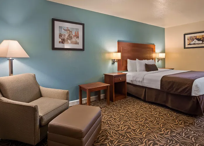 Best Western Regency Inn & Suites