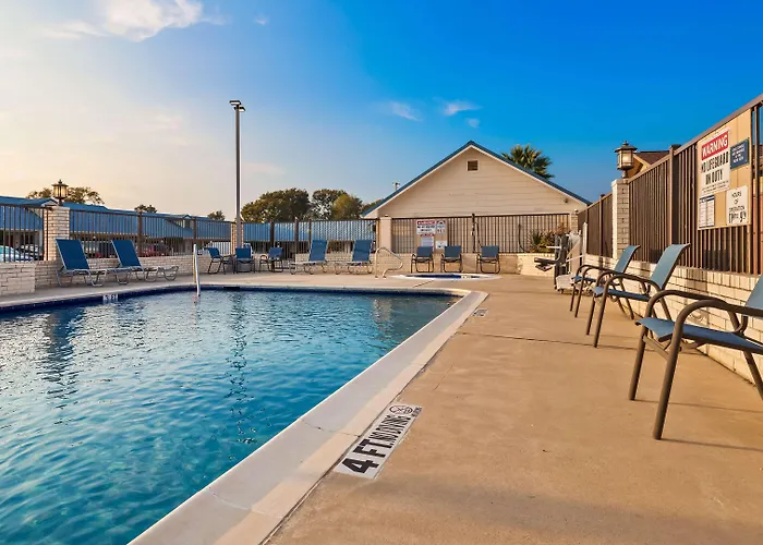 Best Western Regency Inn & Suites