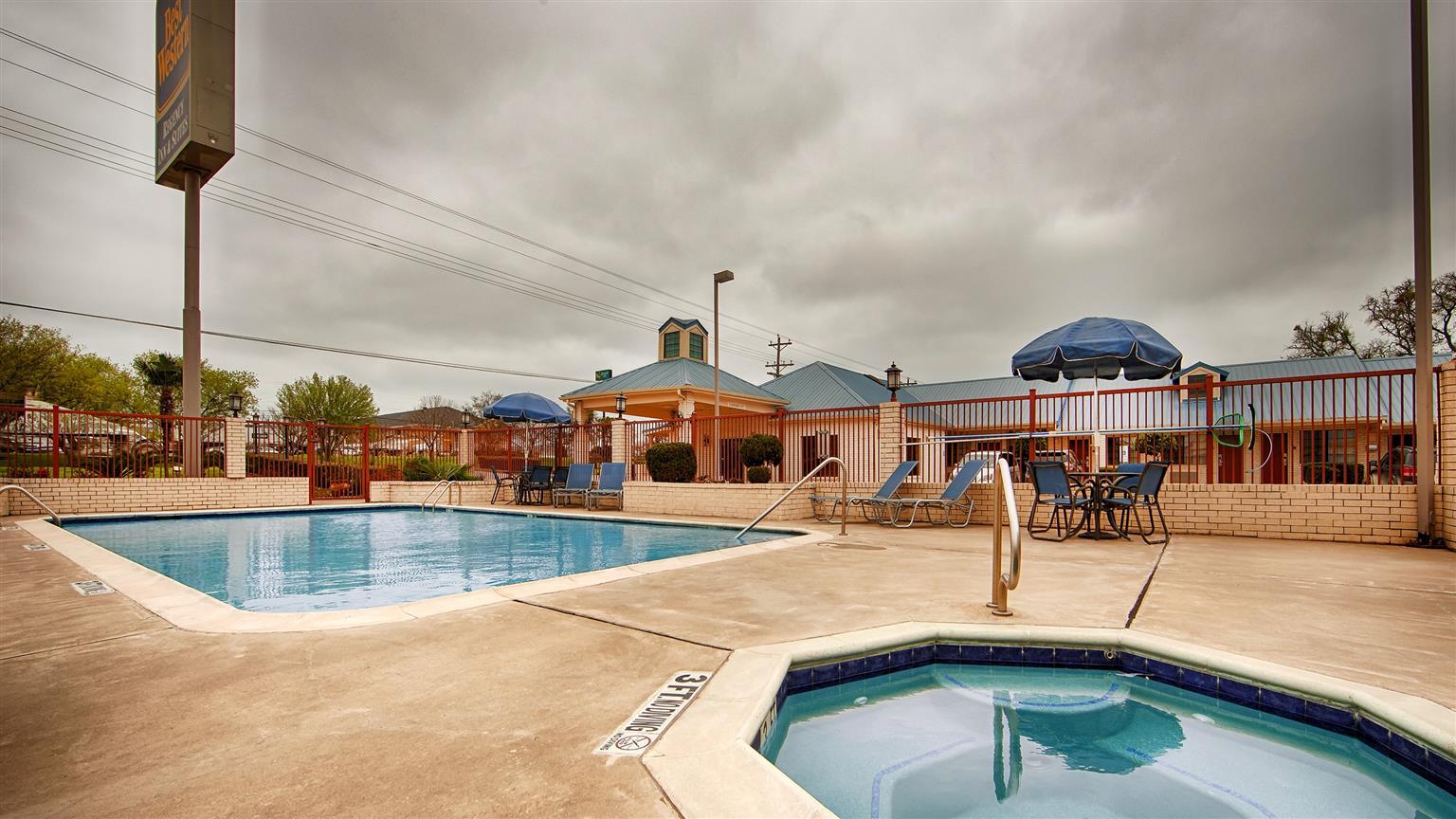 Western Regency & 3*