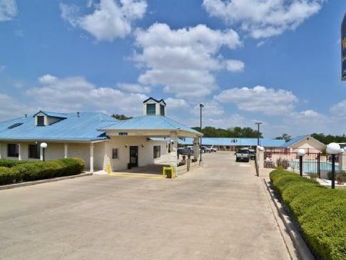 Western Regency & 3*